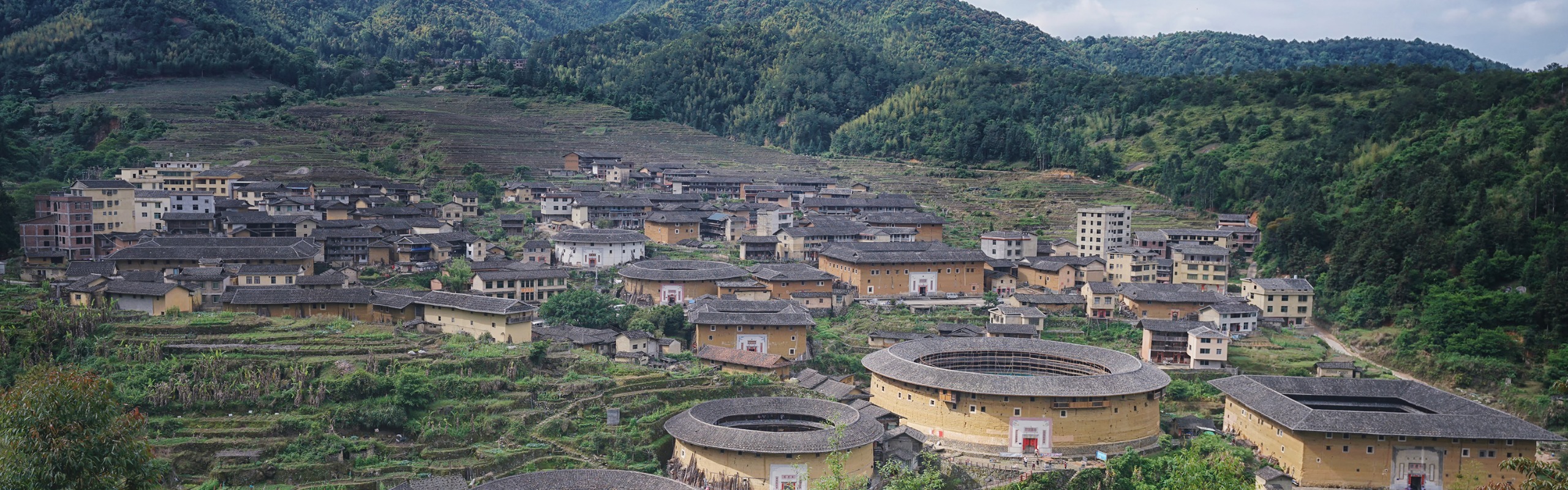 17-Day Xiamen, Nanjing, Zhangjiajie, Guizhou and Guilin Tour